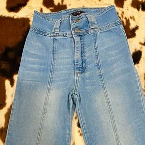 Size Small wide leg jeans